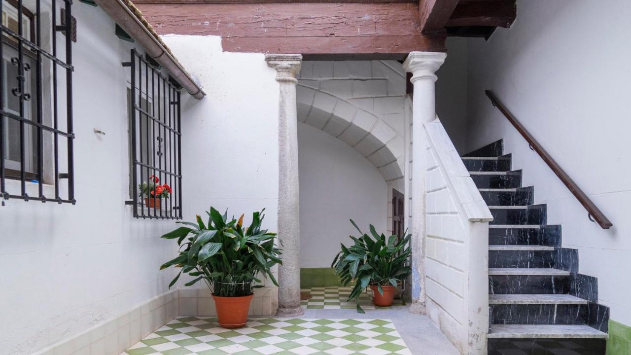 Apartment La Casa De Gigantones By Ap Toledo